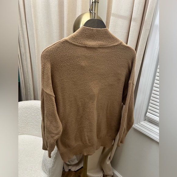 Ann Taylor Beige V-Neck Sweater | Large - Picture 8 of 8